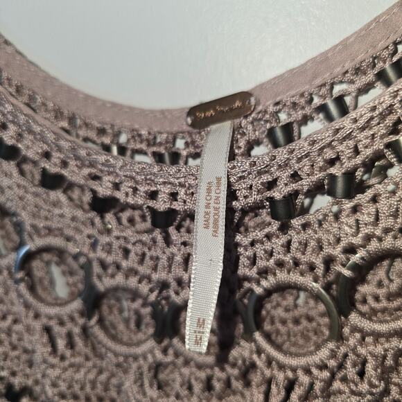 Free People Feel Free Top Taupe M Boho Festival Flowy Rayon Crochet - Picture 6 of 7